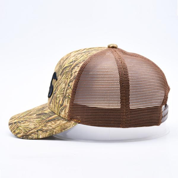 Fashion Design Curved Brim Sport 6 Panel Trucker Mesh Hat Custom 3d Embroidery Camo Trucker Cap