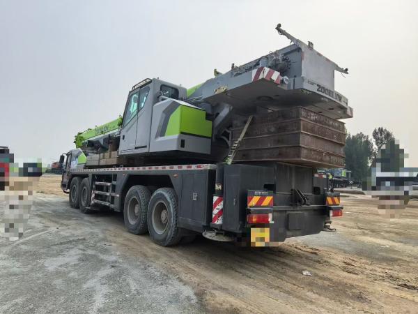 80 Tons Truck Crane 2020 Zoomlion 80T Used Heavy Lifting Crane for Lifting