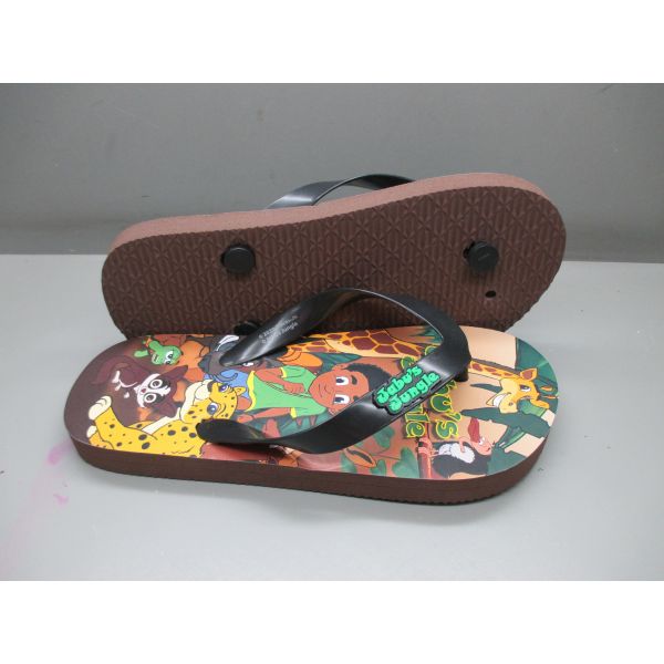 OEM PE EVA enfants personnage Flip Flops sandales ouvertes à l' orteil style Anti-slip Design