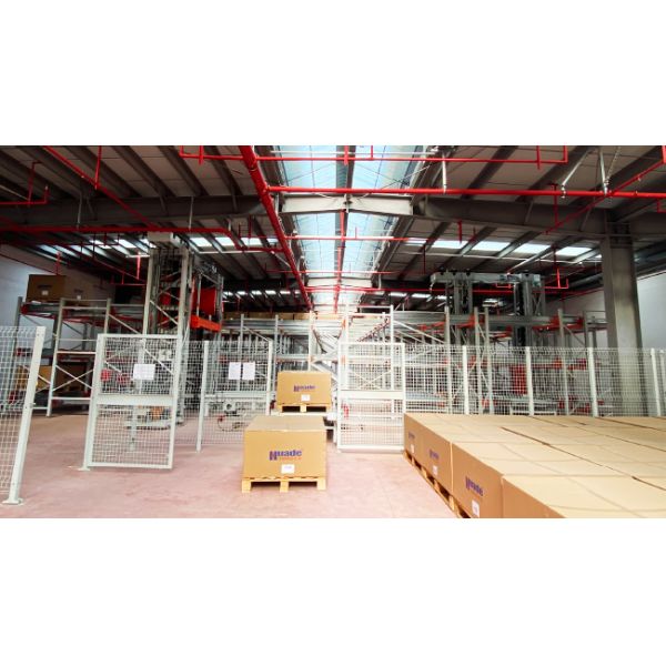Four-Way Shuttle Pallet ASRS Room Temperature Warehouse Automatic Storage and Retrieval System Radio Shuttle Racking