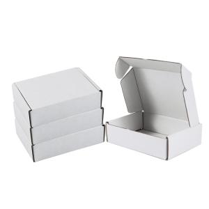 La boîte d'avion blanche simple épaissie à trois couches ondulée avec une variét