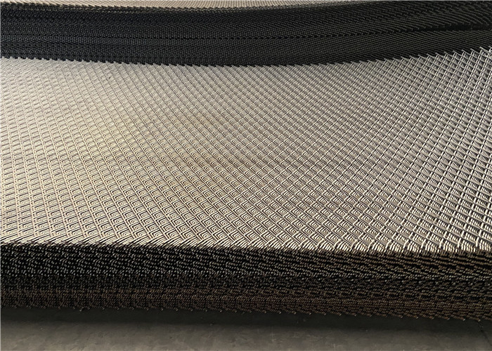 Декоративное отверстие 25mm 30x60mm сплющило расширенную сетку металла