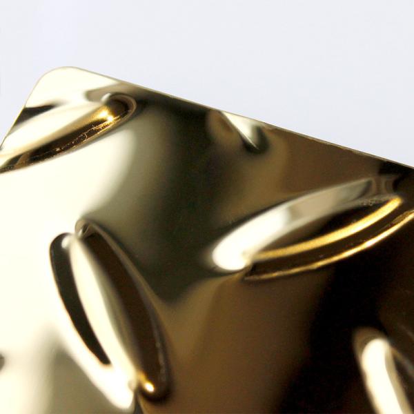 201 304 Golden Color Coated 3MM 2MM Stamping Embossed Surface Anti Slip Stainless Steel Checkered Plate