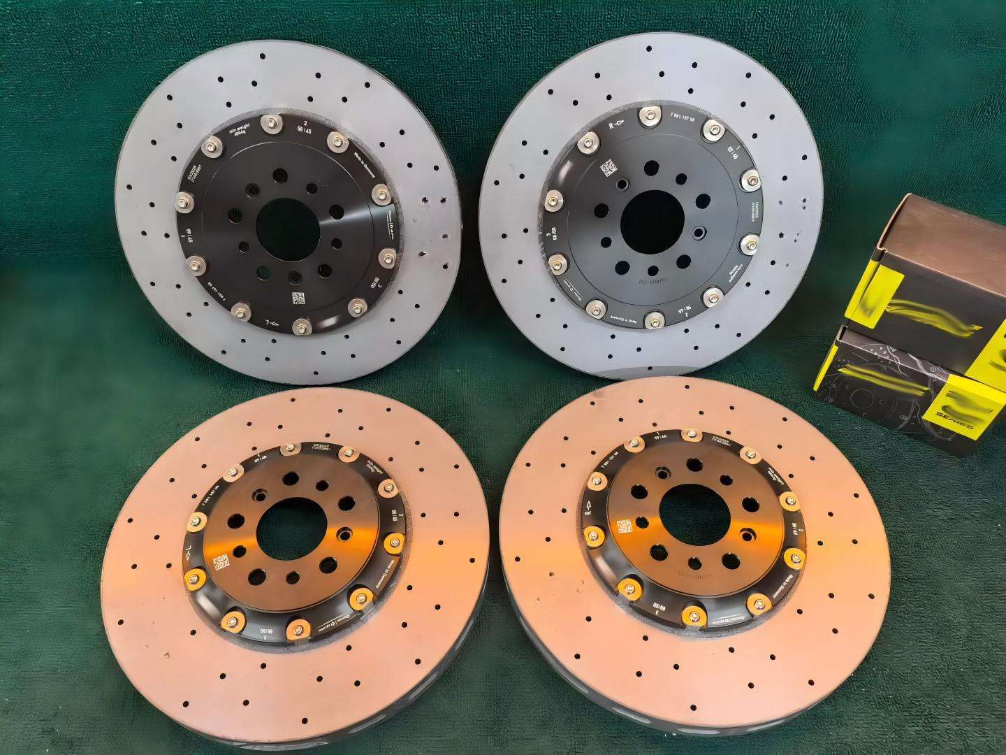 Auto Brake Parts Front Vented Carbon Ceramic Car Brake Discs Carbon Fiber Brake Rotor Brake Disc For Honda Acura Mdx Nsx Gtr Mclaren 570 600 765 720s 650s