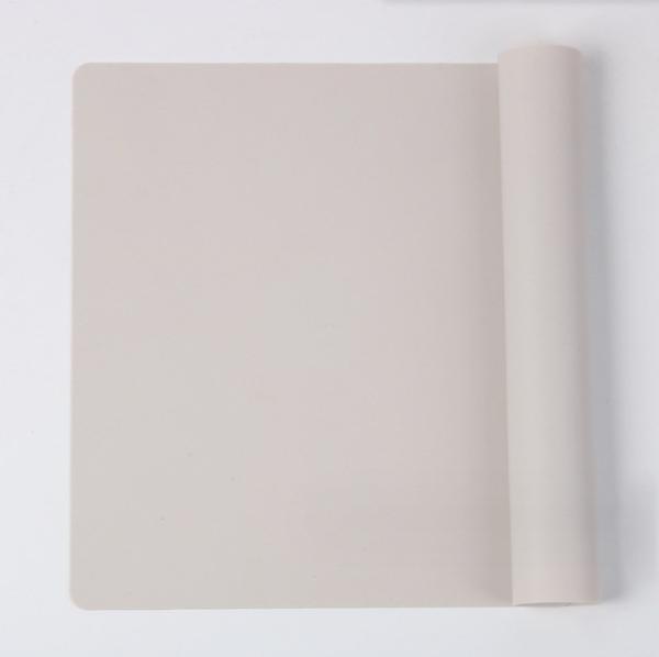 Stocked Non-slip Rectangle 40x30cm Silicone Table Cloth for Table Decoration Accessories