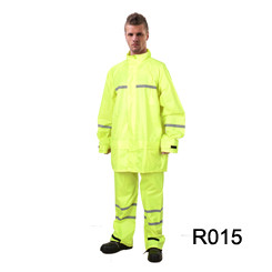 Рыбалка на открытом воздухе ДЕЖДЕНИЕ РР014 Резиновый полиэстерный ПВХ водонепроницаемый дождевой костюм
