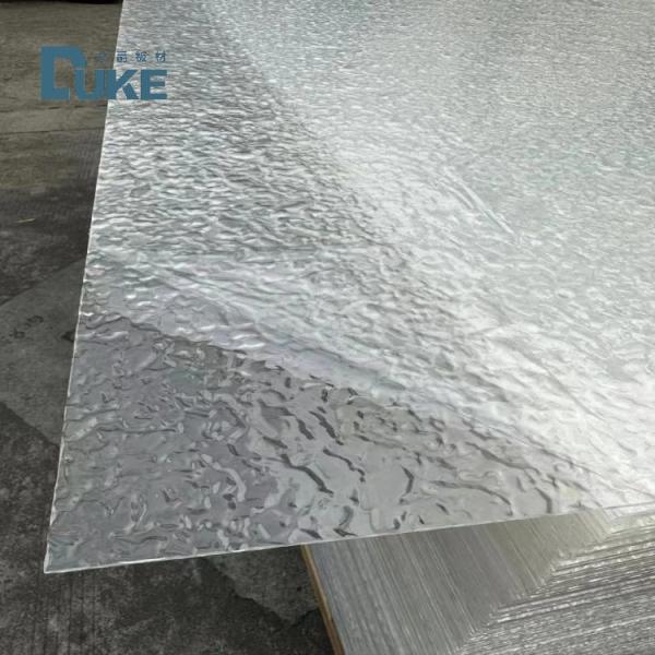 Folha acrílica listrada em forma de V, transparente, de textura de pedra Folhas extrudidas