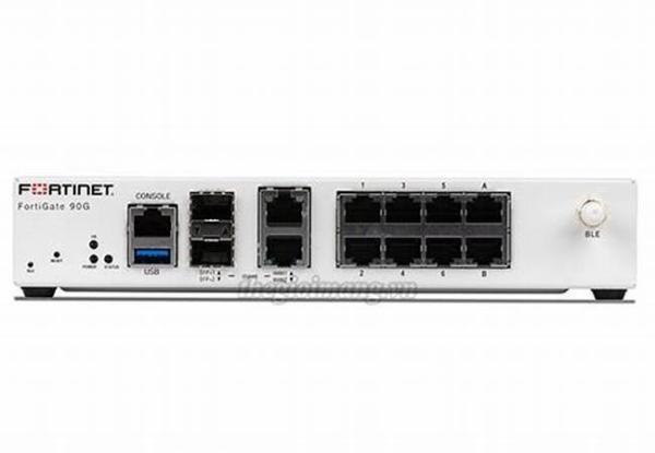 Fortinet FG-90G White Network Switch com recursos de segurança de firewall UTP FortiCare de 3 anos