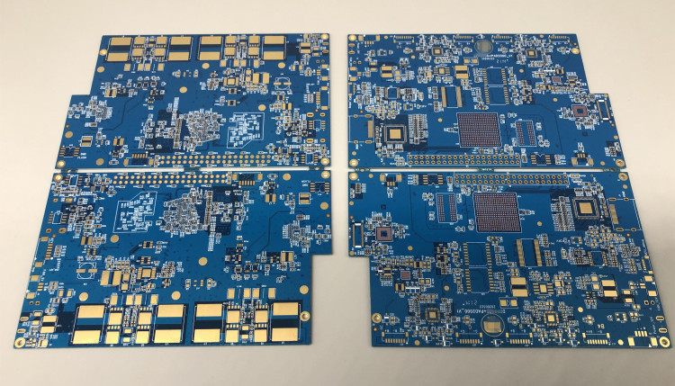 4 плата с печатным монтажом доски PCB Silkscreen маски припоя черноты 2OZ FR4 SMT слоя 2U» белая