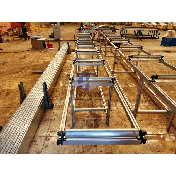 Automatic Fiber Laser Square Tube Forming Machine 3 KW Laser Welder High Precision