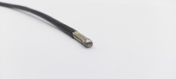 Les câbles Ethernet de bus sont des câbles personnalisés à haute température à base de fluoroplastique USB flexible.