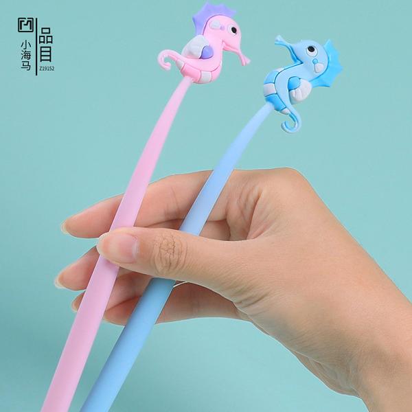 Cute dibujos animados Blue Gel Tinta Plumas dibujos animados Animal de escritura Plumas 0.5 mm estilos variados Plumas Papelería para la escuela Oficina Casa Estudiante Niños Regalo de cumpleaños