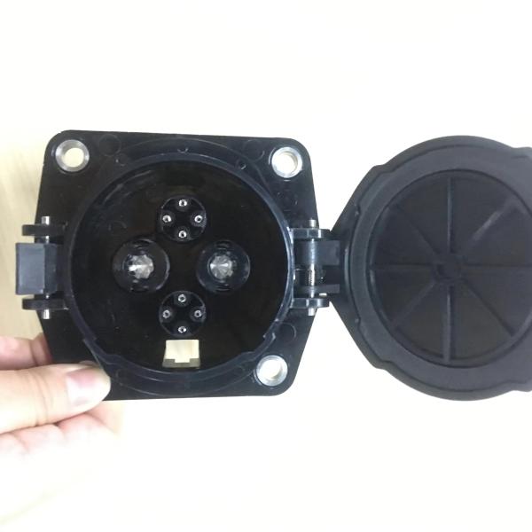 Electric Vehicle Inlet DC CHADEMO EV Charging Accessories Socket For Nissan Leaf 125A/150A/200A