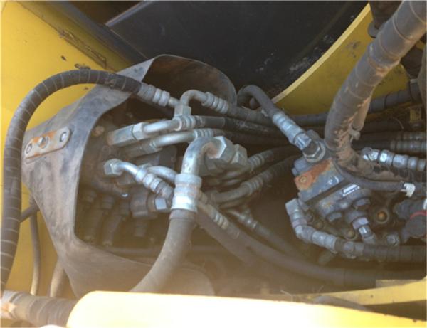 used PC70-7  Komatsu Excavator for sale with good condiiton engine/low price