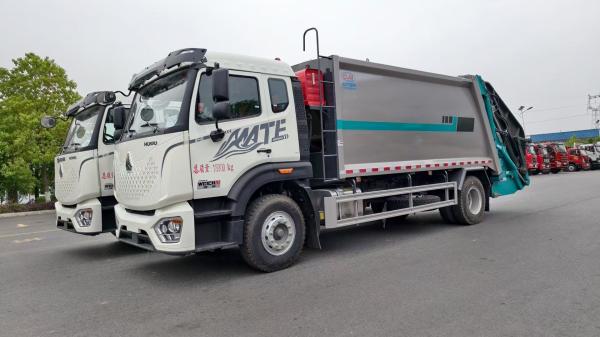 Sinotruk HOWO Compressed Garbage Truck 18cbm Refuse Collection Vehicle 260HP