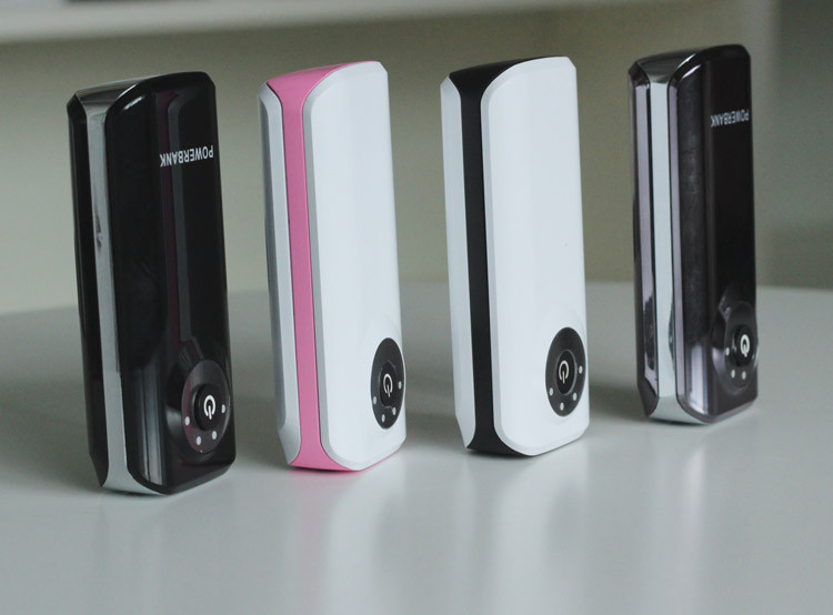 4400 mAh OEM / ODM Rapid Charge KolorFish Portable Power Packs Capacity