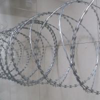 Gráfico de rolos de arame farpado galvanizado a quente usado com cercas de ligação de cadeia