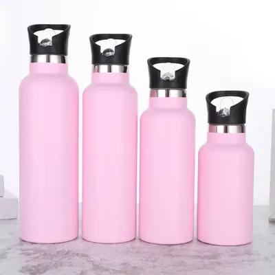 Bouteille d'eau sportive portable 600ml Double couche isolée en acier inoxydable Coupe noire Pour les activités de remise en forme en plein air