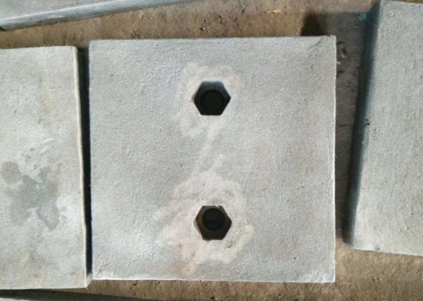 Chrome-Moly Steel wear plates and maching parts are testings before delivery