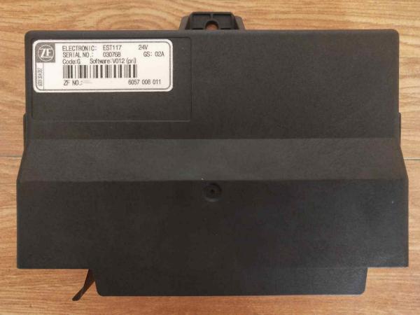 37B0428 Unité de commande des pièces moteur des chargeurs à roues pour 856H