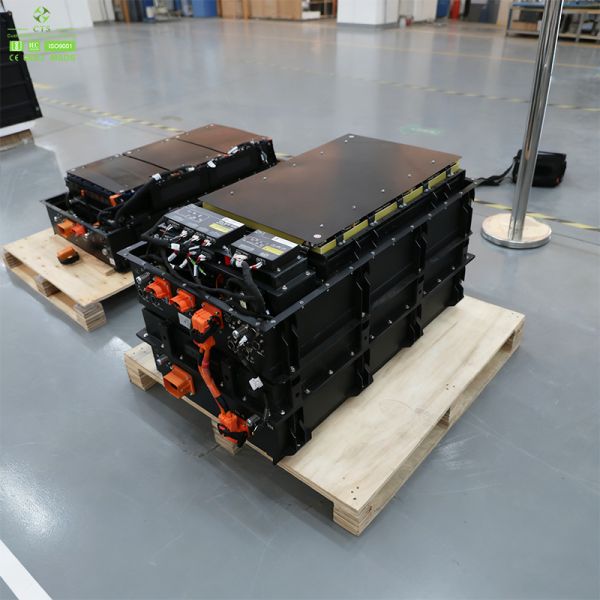 High-Voltage Ground Power Unit (GPU) with 540V-800V DC, Liquid Cooling, and Zero-Emission Operation for Aviation