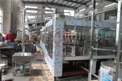 Vacuum Return System Plastic Bottle Filling Machine , Small Scale Juice Bottling Equipment