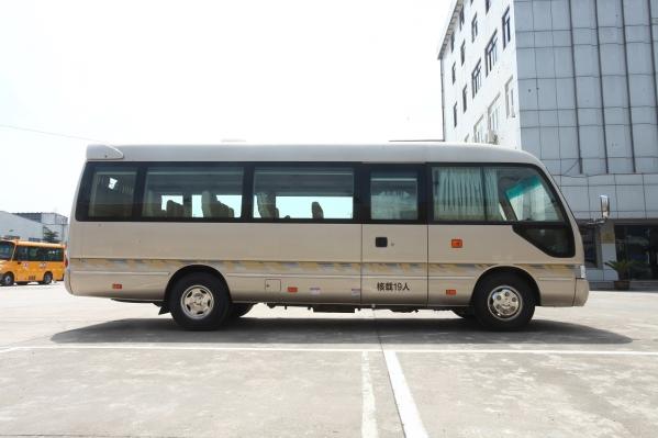 Mitsubishi Model 19 Passenger Bus Sightseeing / Transportation with Free Parts