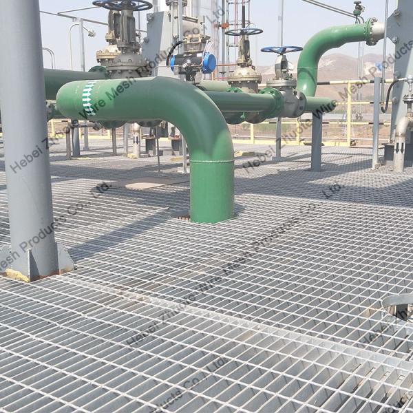 Engineering Hot Dip Galvanized 0.3mm Stainless Steel Bar Grating Walkway Drainage Cover Or Paltform Stair Treads