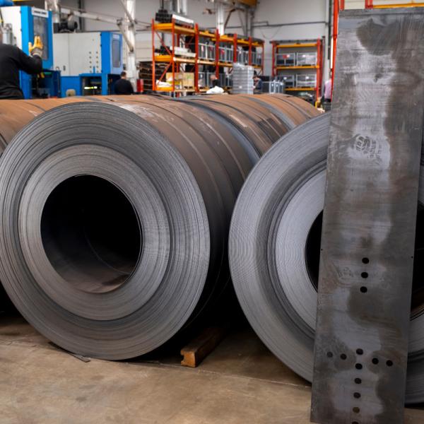 Laminado a alta temperatura das bobinas do aço carbono de St37 0.3mm laminado para o navio e a caldeira