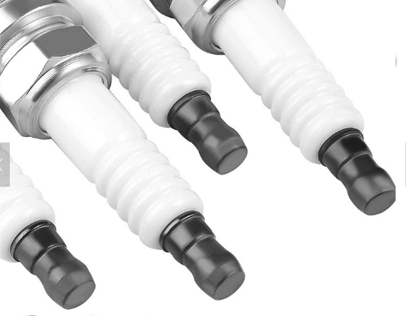 Wholesale Guangzhou Auto Parts Car Laser Iridium Spark Plugs for Toyota Camry Rav4 Axio Corolla Chevrolet Sail Mazda Hyu