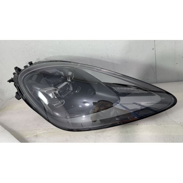 Porsche Cayenne Headlights 2019-2023 Mid Range Right Headlight Part number:
