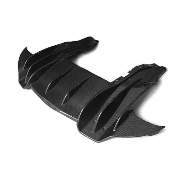 Pour McLaren 540c 570s 570gt Kit de carrosserie en fibre de carbone 540c 570s 570gt Modifié NOVI Style Spoiler Diffuseur de lèvres avant