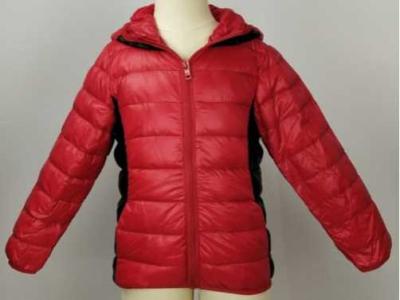 Heat Retention Kids Winter Down Jacket With Fix Hoody Water Repellent