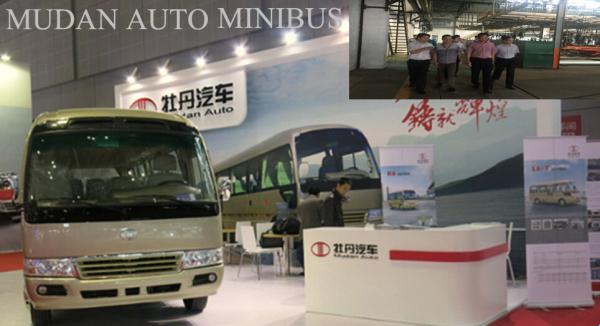 Cummins Engine 30 Seater Minibus Ashok Leyland Falcon Coach Bus 90 Km / H