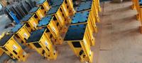 Caixa lateral superior Tipo de rocha quebra hidráulica escavadora deslizamento direção backhoe carregador fixação