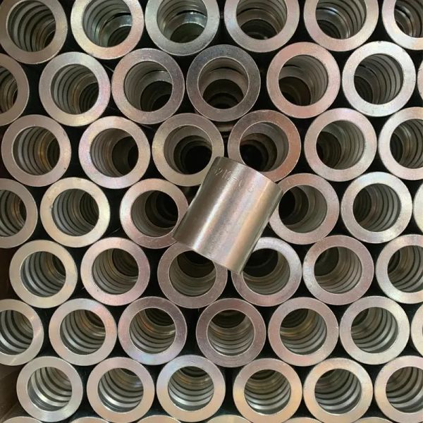Galvanized Steel Hydraulic Hose Crimp Ferrules High Pressure Rubber Hose Assembly