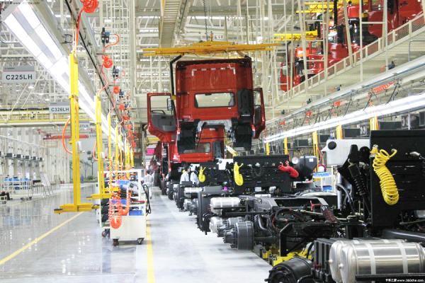 315HP Euro3 Dongfeng Kinland DFL1311A4 Cargo Truck,Dongfeng Camiones De Carga Pesados,Dongfeng Camions Lourds