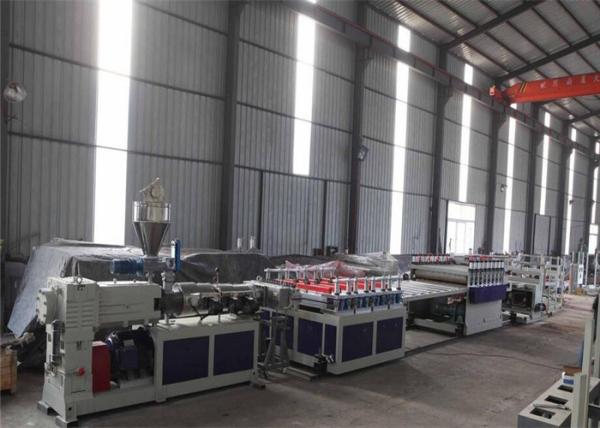 chaîne de production de conseil de 380V 50HZ WPC pour des meubles garantie de 1 an