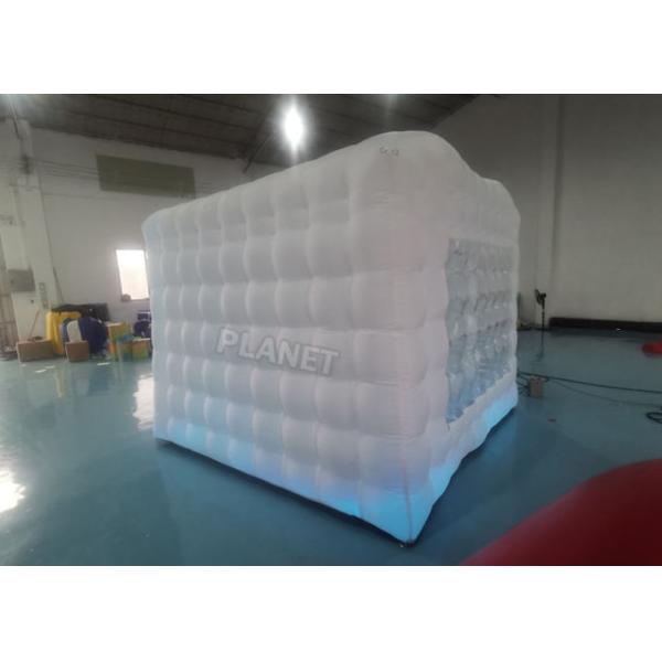 На открытом воздухе сделайте шатер йоги Оксфорда тренировки йоги раздувной со светом приведенным