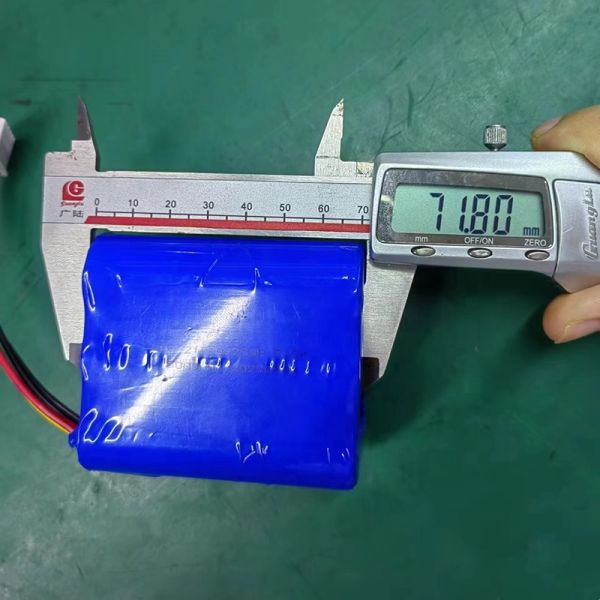 Samsung 21700 Size 15Ah Capacity 7.2V Voltage Rechargeable Lithium Battery Pack for Toys and Power Tools