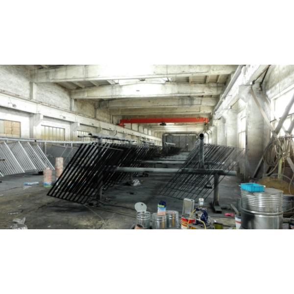 La fabricación de acero de la cerca del aeropuerto internacional, semi glosa la fabricación de metales pesados