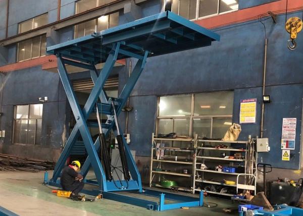 Heavy Duty 4T Hydraulic Scissor Loading Goods Lift Or Car Lift Custom-Made