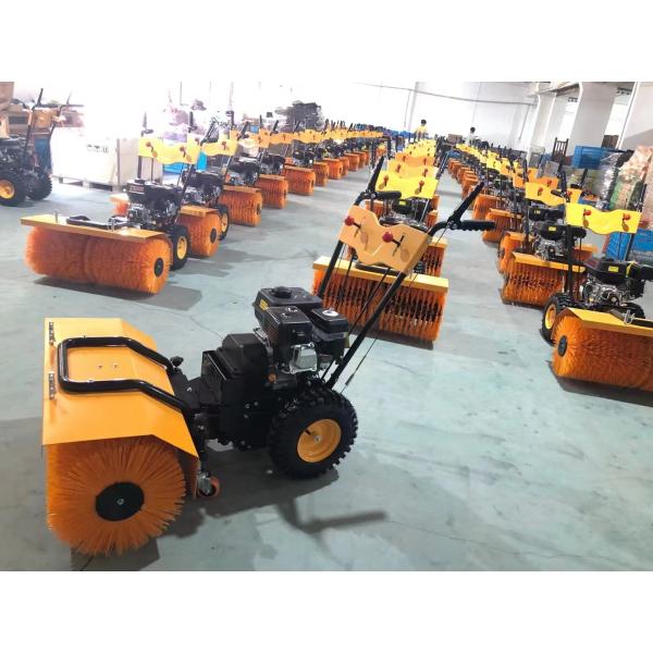 Walk-Behind Snow Removal Equipment with 34.5 cm Brush Diameter and 110CM Working Width