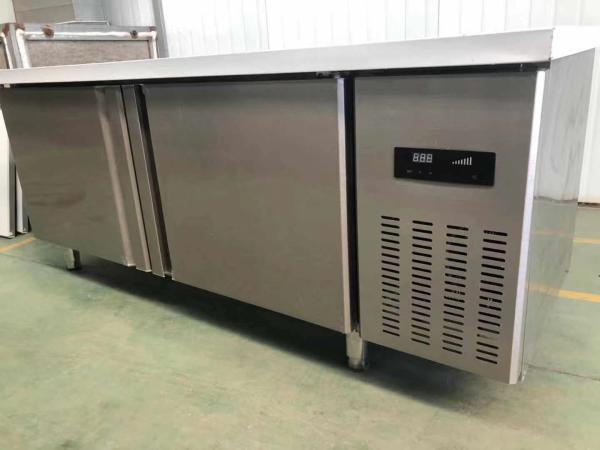 1.5m 1.8m Stainless Steel Pizza Table R134A 1800x800x800mm