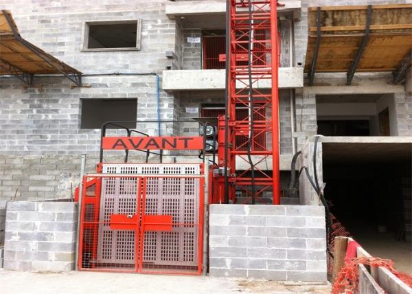 Convenient Construction Hoist Elevator Indoor Outdoor Buildings