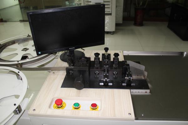 Auto Steel Rule Creasing Cutting Machine 1.12m * 0.62m * 1.12m Size 200kg Weight