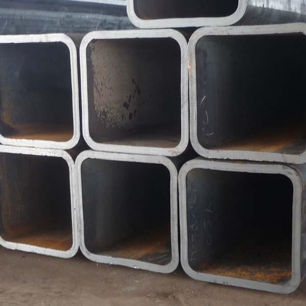 ASTM Q345, Q195, SUS304, SUS306 a soudé le tuyau d'acier rectangulaire pour le produit chimique, découpeuse