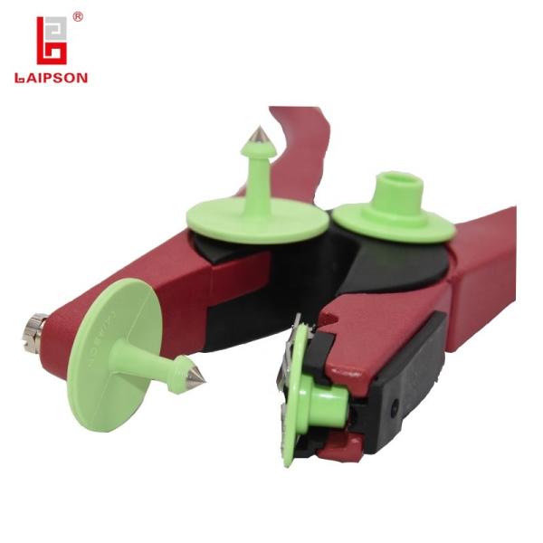 Nouveau TPU rouge 32mm 860Mhz UHF RFID deux pièces étiquette d'oreille de vache de porc pour le suivi de la ferme