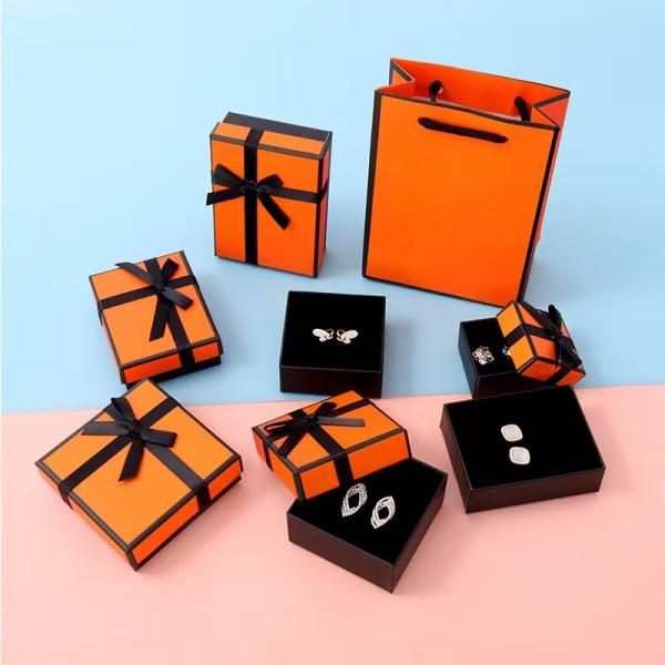 Colorful Jewelry Packaging Box with Customizable Logo Options Made from Specialty Hard Paper