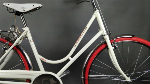 New brake colorful hi-ten steel  26/28 size old style bike retro city bike for man with LED light